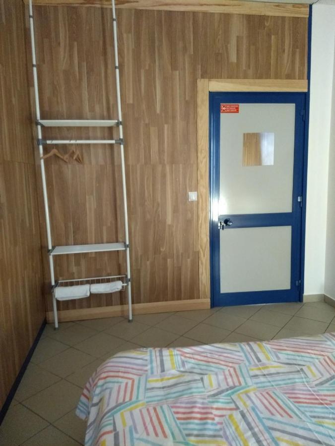 Melaya Budget Hostel FAO Kültér fotó